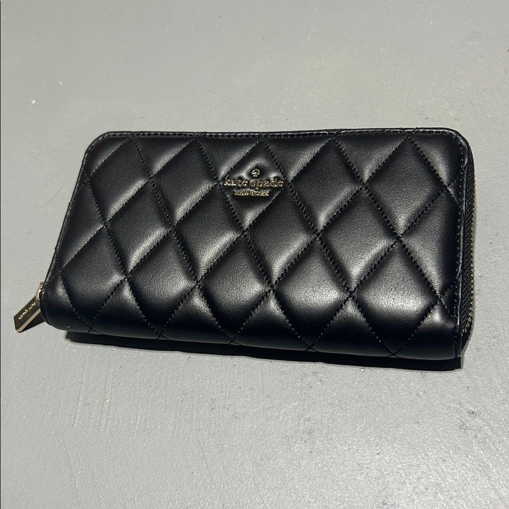 Kate Spade New York Black Diamond Quilted Pattern Leather Wallet - Picture 2 of 11